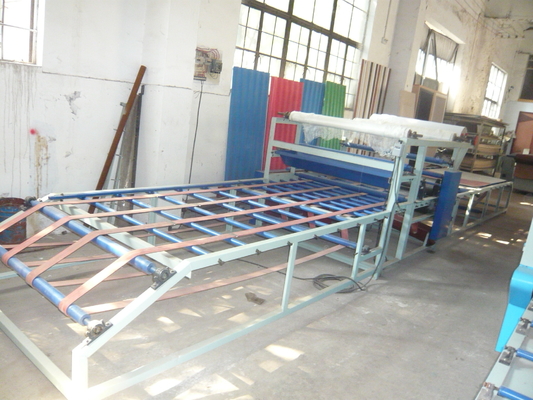 Corrugated Wall Making Machine , Glue Spreading / Overlaying / Drying Straw Board Manufacturing Process Line