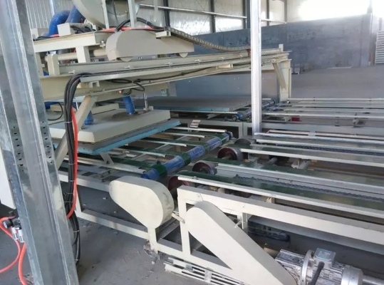 Glazed / PET Film Coated MGO Waves Roofing Tiles Roof Sheet Machine 3mm - 6mm Thickness