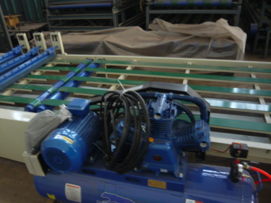 Energy Efficient  Steel Texture 1.5 * 18 m Door Making Machines for Fiber Cement Door