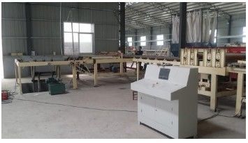Straw Board Machine with Operating Temperature 20-80 °C, Output Capacity 1000-5000 Kg/h, and Raw Material Moisture Content 8-12%