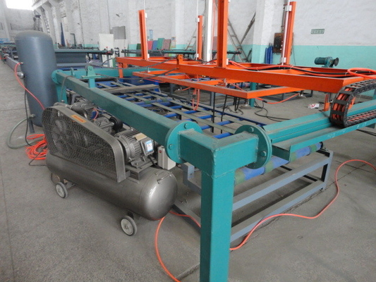 Landscape Orientation convey Sandwich Panel Machine , MGO Wall Panel Roofing Sheet Forming Machine 